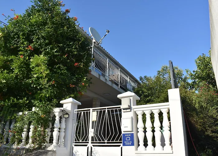 Holiday House Suzana