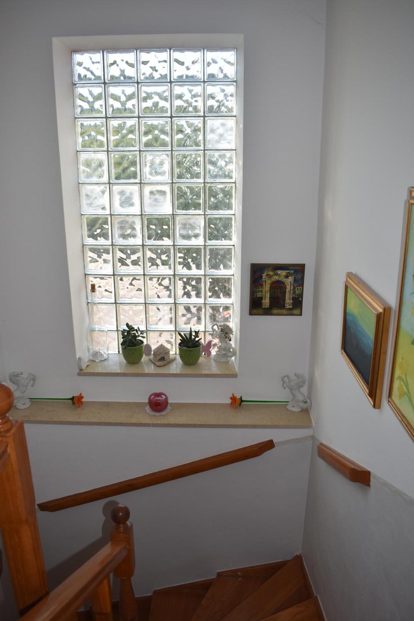 House Suzana Pula